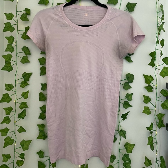 Lululemon Swiftly Tech Tee - Picture 1 of 2